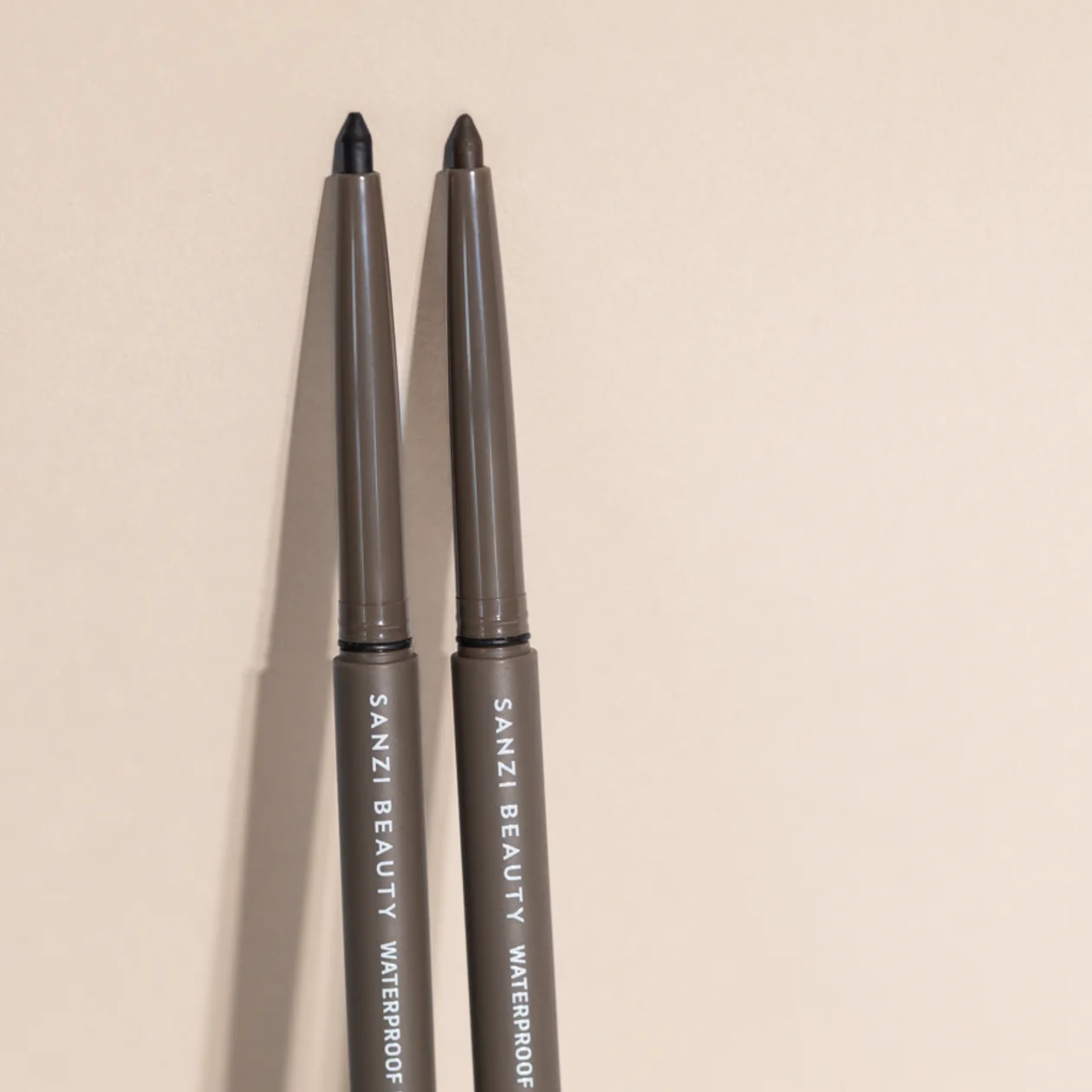 SANZI BEAUTY - WATERPROOF EYELINER Carbon Black