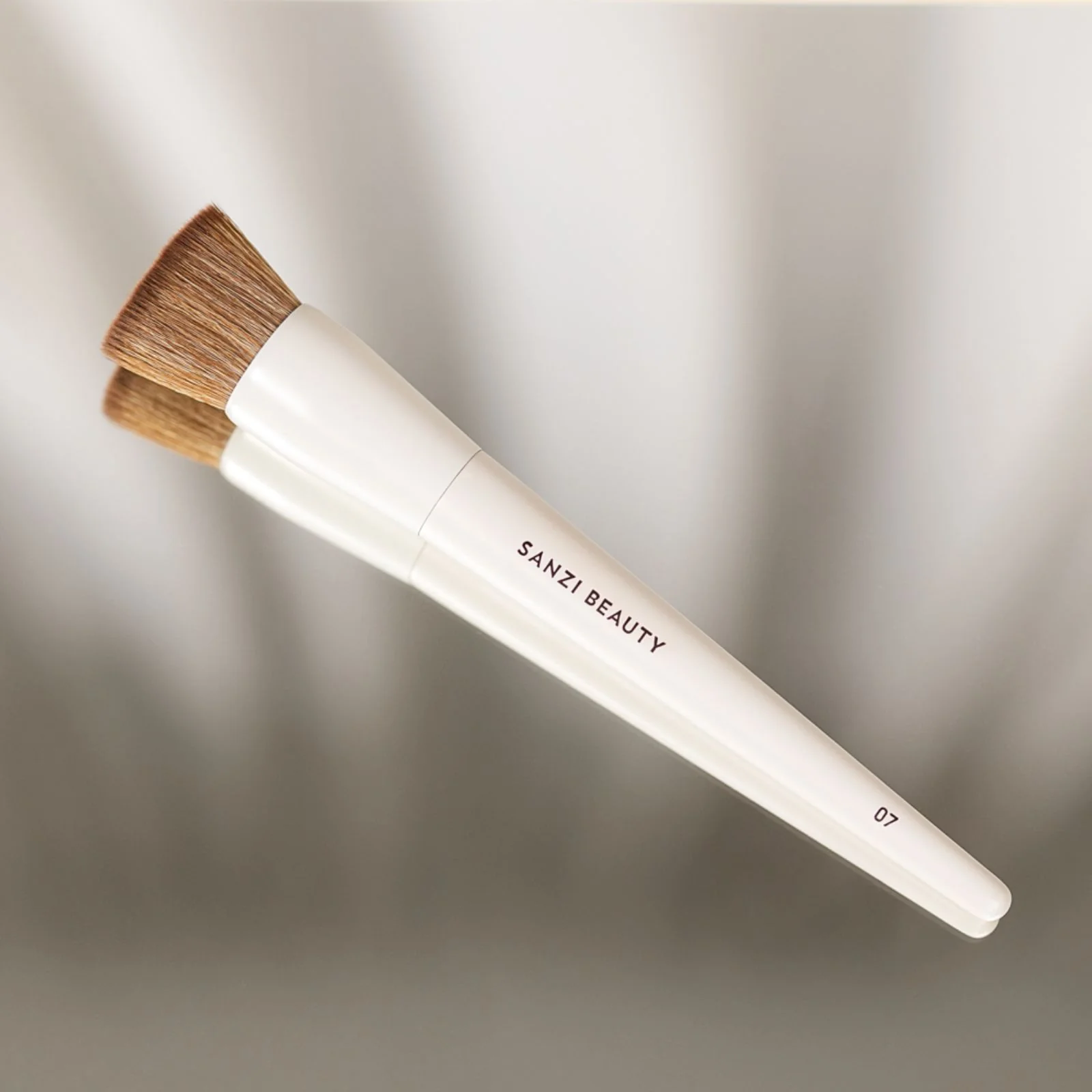 SANZI BEAUTY - FLAT BUFFER BRUSH 07 - Billede 2